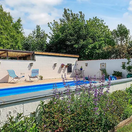 5 Person In Frederiksvaerk-by Traum * Frederiksværk