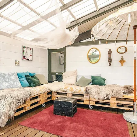 5 Person In Frederiksvaerk-by Traum